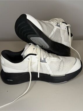 Mount to Coast P1 Running Shoes Mens Size 8 White Black Road Marathon Stability